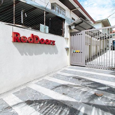 Reddoorz Plus @ A Rita Street San Juan San Juan  Exterior photo