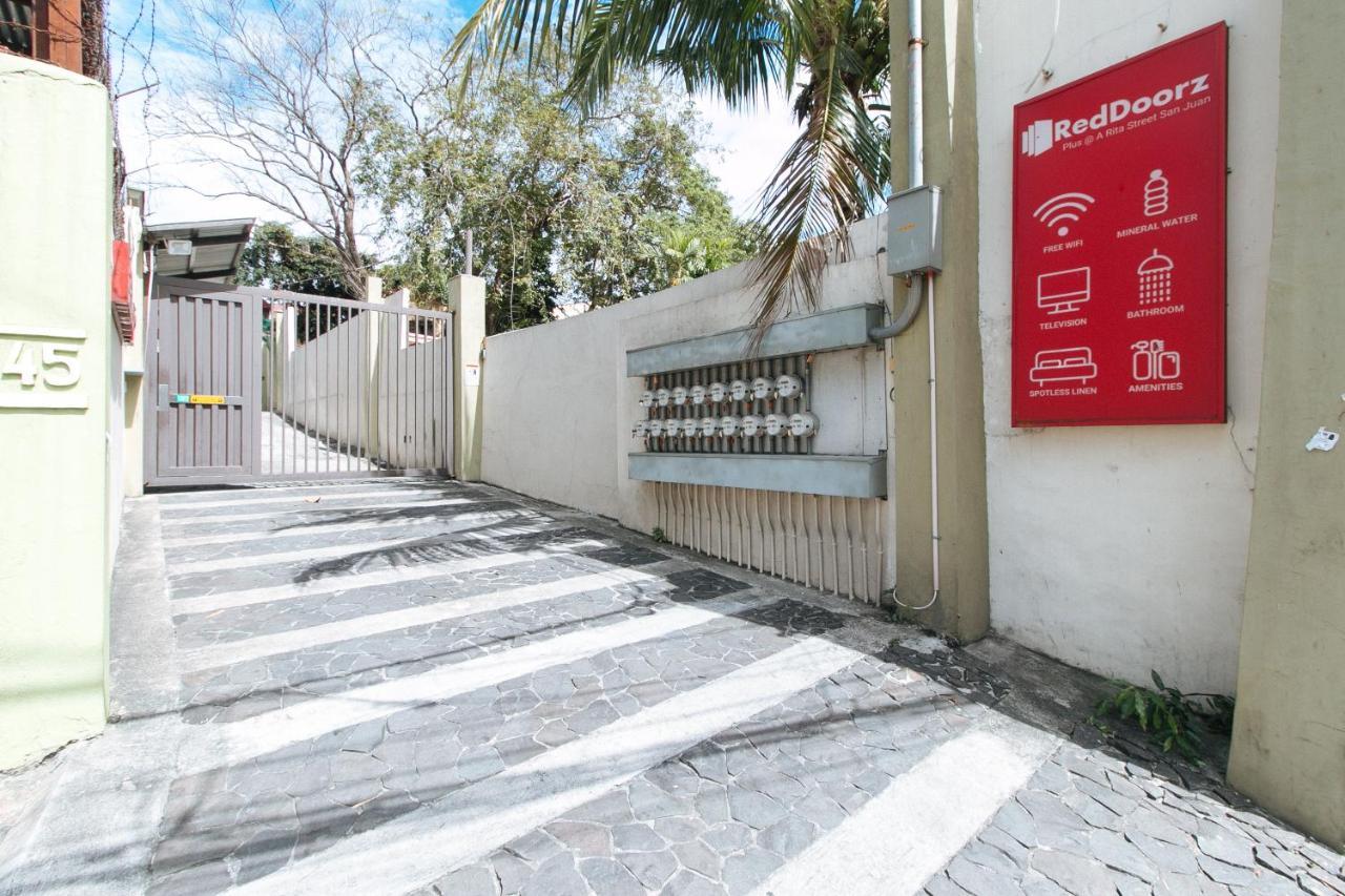 Reddoorz Plus @ A Rita Street San Juan San Juan  Exterior photo